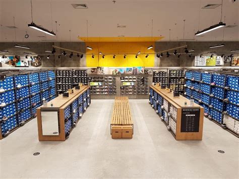 loja adidas vila velha
